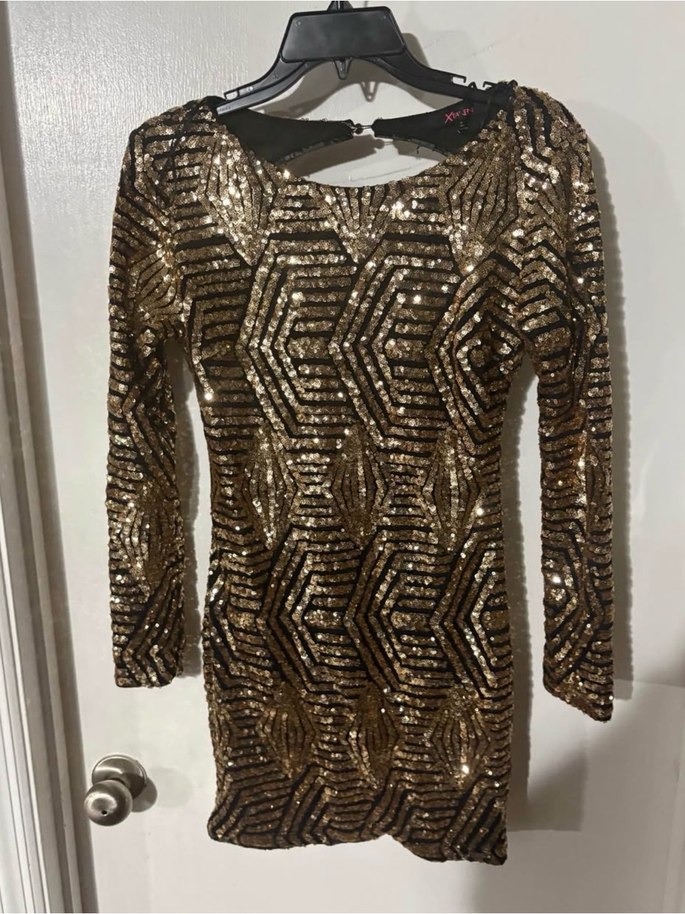 Xtaren Gold and Black Long Sleeve Sequin Bodycon Dress